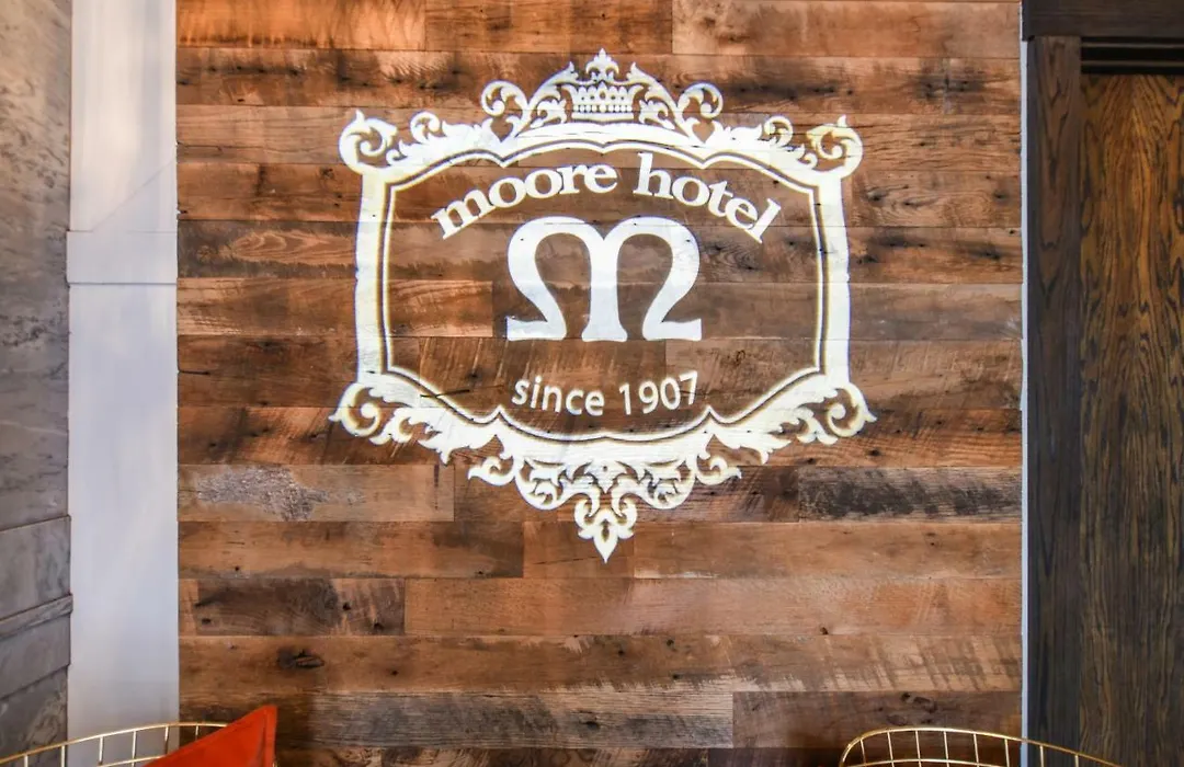 Moore Hotel-1